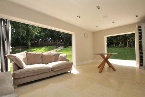 5 bedroom detached house for sale, Maple View Arford, Headley