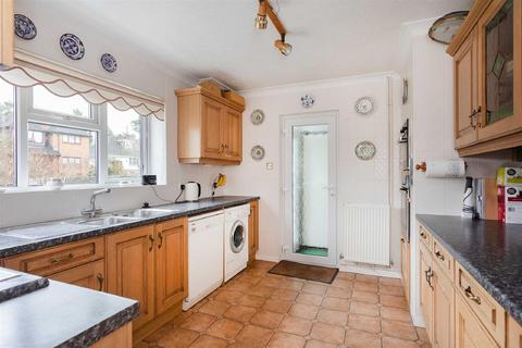 4 bedroom detached house for sale, Hurstbourne Avenue, Highcliffe, Christchurch, Dorset, BH23