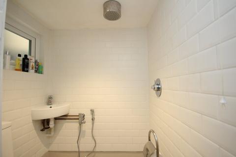 Flat 6, 8 Tregonwell Road, Bournemouth, BH2 5NR