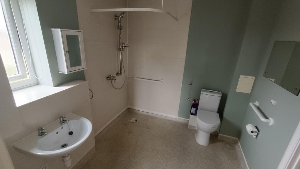 Shower room / Toilet