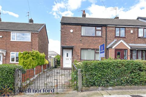 2 bedroom end of terrace house for sale, Rochdale, Greater Manchester OL11