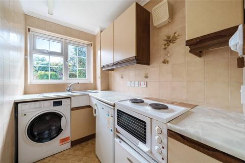 1 bedroom semi-detached house for sale, Colne Drive, Walton-On-Thames, KT12