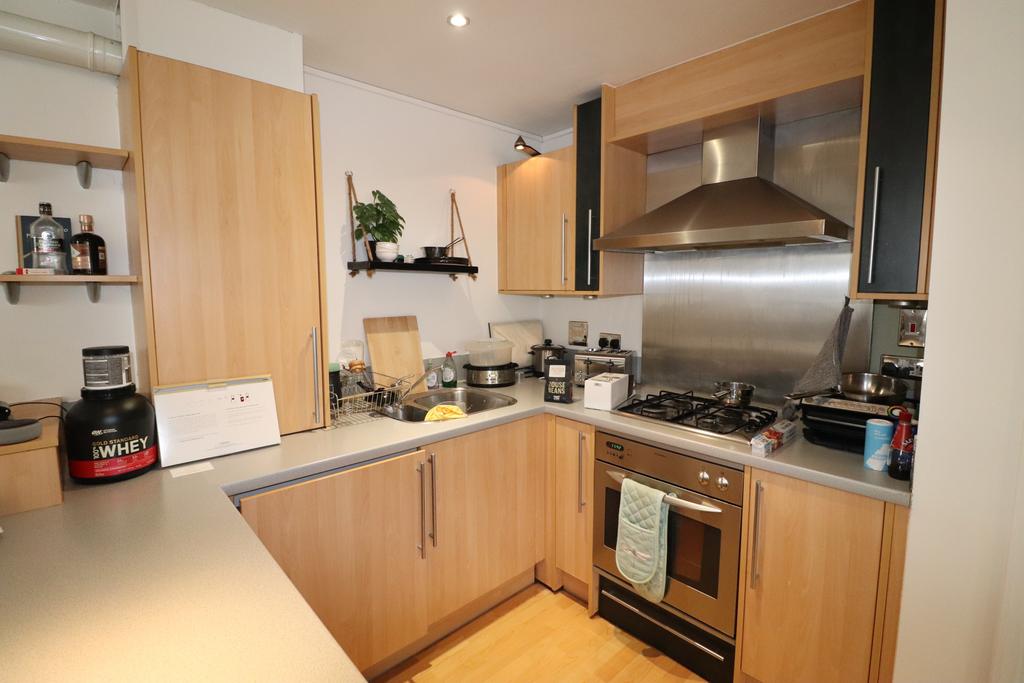Apartment in Birmingham, Ladywood - View 2