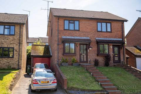 2 bedroom semi-detached house for sale, Hollingbourne Crescent, Crawley RH11