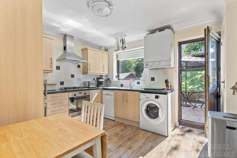2 bedroom semi-detached house for sale, Hollingbourne Crescent, Crawley RH11