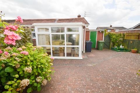 2 bedroom bungalow for sale, Wardley Drive, Wardley