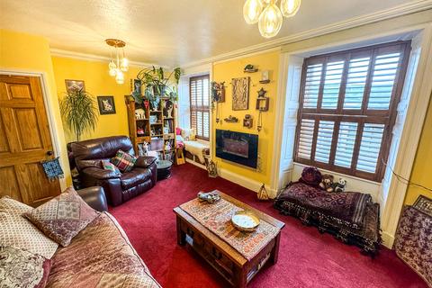 Flat for sale, Glandovey Terrace, Aberdovey, Gwynedd, LL35