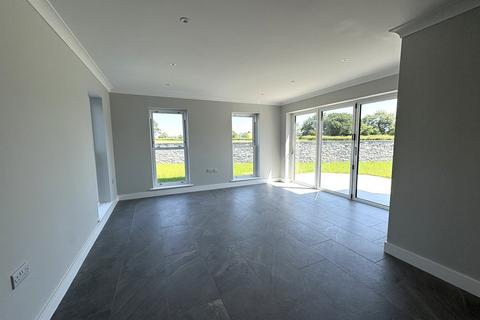 4 bedroom detached house for sale, Station Road, Carmarthen SA32