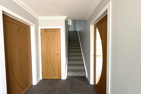4 bedroom detached house for sale, Station Road, Carmarthen SA32