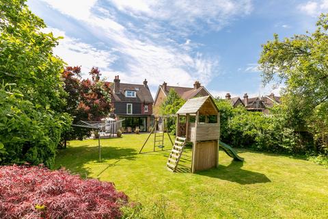 5 bedroom detached house for sale, Hazelwick Road, Crawley RH10