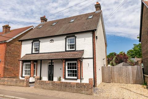 5 bedroom detached house for sale, Hazelwick Road, Crawley RH10