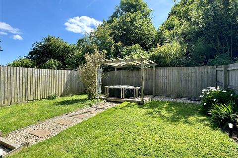 6 Linseed Drive, Axminster, EX13 5FR