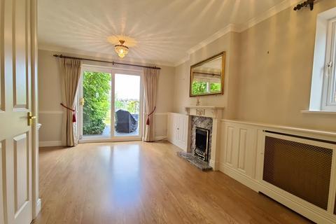 2 bedroom semi-detached house to rent, Thornhill Close, Dunstable, LU5
