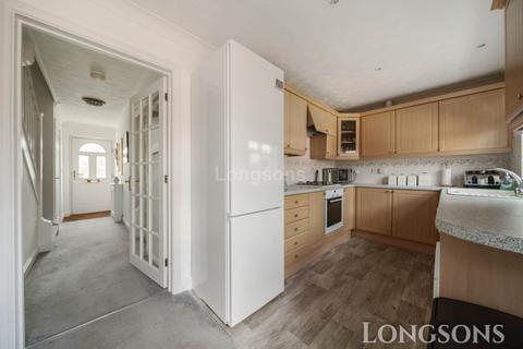 3 Bluebell Close, Watton, Thetford, IP25 6HG
