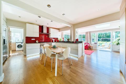 5 bedroom detached house for sale, Priory Road, Chalfont St. Peter, Gerrards Cross
