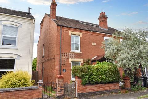 3 bedroom end of terrace house for sale, Worcester, Worcestershire WR3