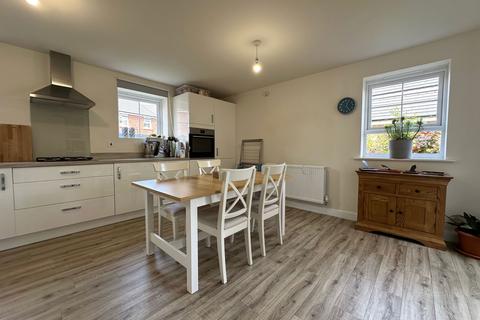 45 Longbourn Crescent, Tamworth, B78 3ES