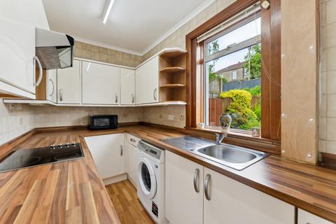 140 Randolph Drive, Clarkston, Glasgow, G76 8AU