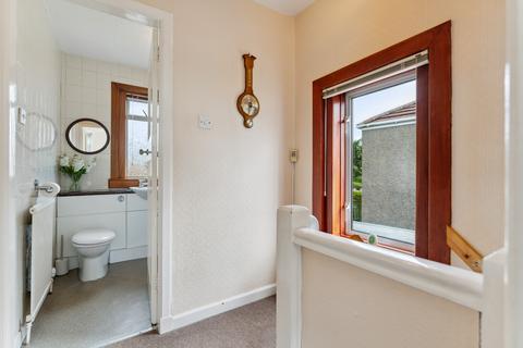 140 Randolph Drive, Clarkston, Glasgow, G76 8AU