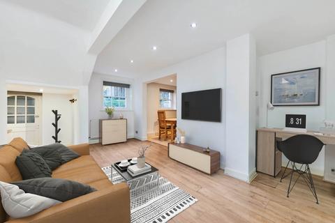 2 bedroom flat to rent, 14 Slievemore Close, London, SW4