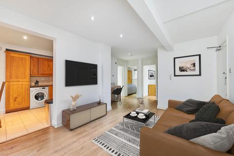 2 bedroom flat to rent, 14 Slievemore Close, London, SW4