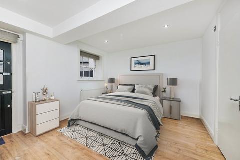 2 bedroom flat to rent, 14 Slievemore Close, London, SW4