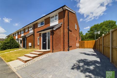 3 bedroom end of terrace house for sale, St. Pauls Gate, Wokingham, Berkshire, RG41