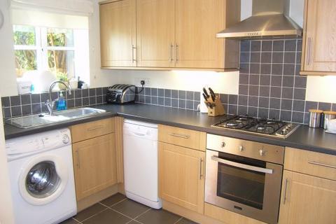 3 bedroom semi-detached house to rent, Burwell Close, Pontprennau, Cardiff, CF23