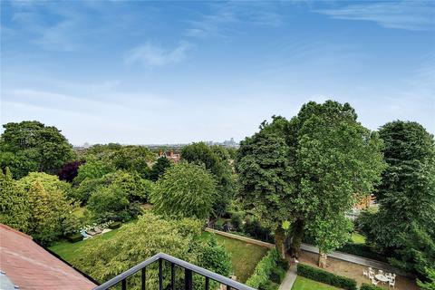 3 bedroom apartment to rent, Lyndhurst Road, Hampstead, NW3