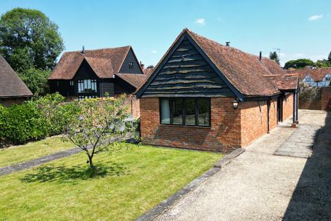 2 bedroom character property for sale, Penfold Lane, Little Missenden, HP7