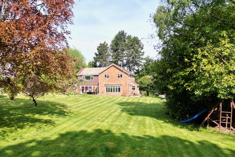 5 bedroom detached house for sale, Rignall Road, Great Missenden, HP16