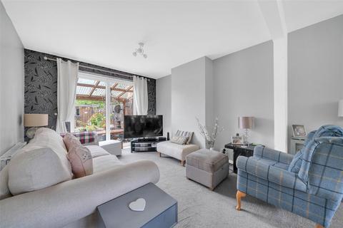 4 bedroom semi-detached house for sale, High Grove, Plumstead, London, SE18