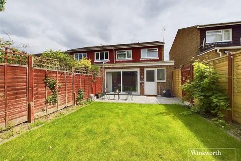 3 bedroom end of terrace house for sale, Salford Close, Reading, Berkshire, RG2