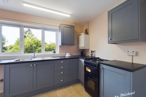 3 bedroom maisonette for sale, Whaddon Chase, Aylesbury, Buckinghamshire