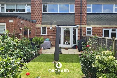 2 bedroom terraced house for sale, Crosier Road, Ickenham, UB10