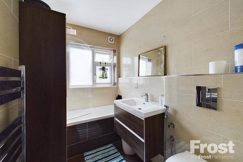 1 Wellington Road, Feltham, TW14 9QX
