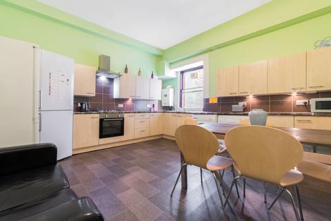 5 bedroom flat to rent, Admiral Street, Glasgow, G41