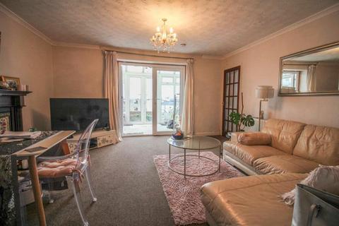 2 bedroom cottage for sale, Atlantic Road South, Weston-Super-Mare, BS23