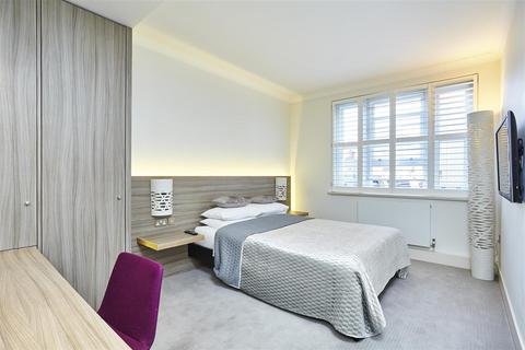 2 bedroom flat to rent, LOWNDES SQUARE, London, SW1X