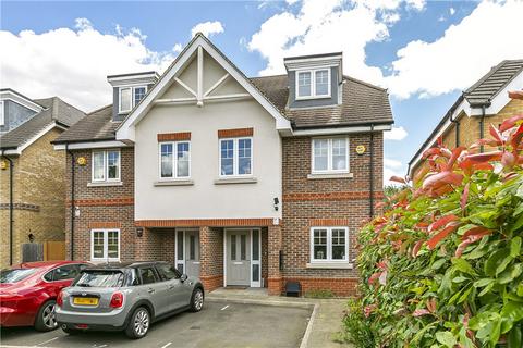 4 bedroom semi-detached house for sale, Shelburne Drive, Whitton, Hounslow, TW4