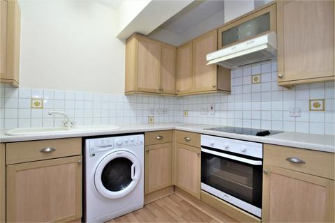 2 bedroom apartment to rent, Century Court, Woking GU21