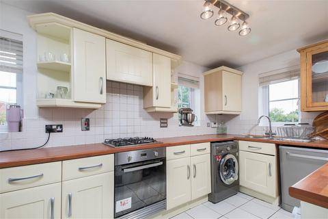 12 Catterick Close, Corby, NN18 8RE