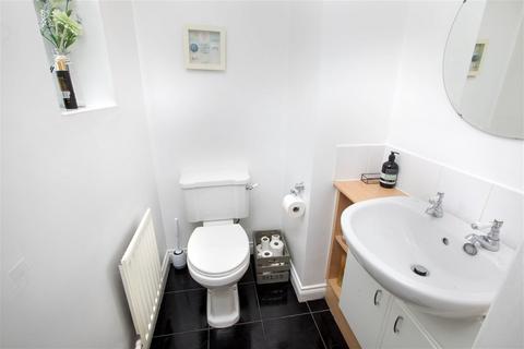 12 Catterick Close, Corby, NN18 8RE