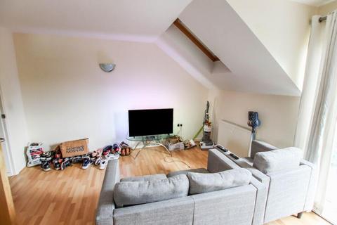 2 bedroom flat for sale, Oaken Royd Croft, Elsecar, Barnsley, S74