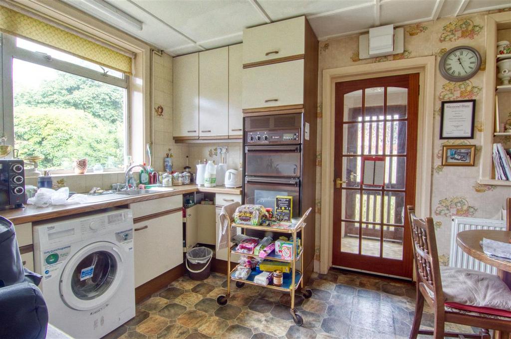 Brightlingsea CO7 2 bed bungalow for sale £380,000