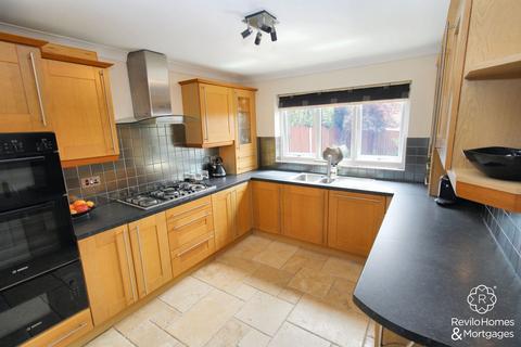 4 bedroom detached house for sale, Waingap View, Whitworth, OL12