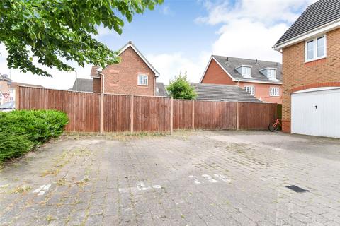 3 bedroom detached house for sale, Woodland Walk, Hampshire GU12