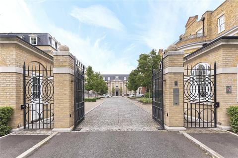 2 bedroom apartment for sale, Leopold Court, Princess Square, Esher, Surrey, KT10