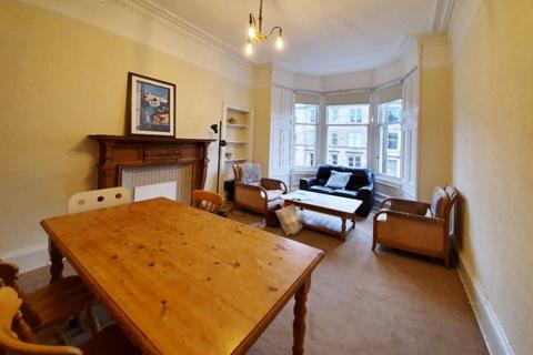 3 bedroom flat to rent, Thirlestane Road, Edinburgh EH9