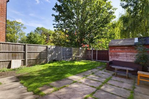 16 Threadneedle Street, Coventry, CV1 4LE